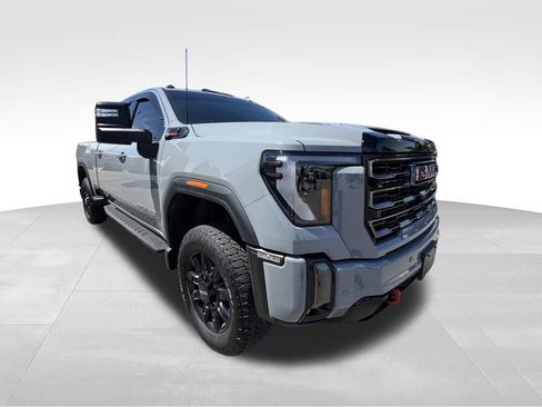Used 2024 GMC Sierra 2500 AT4 w/ AT4 Premium Plus Package AWD/4WD image 5