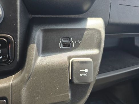 Used 2023 RAM ProMaster 2500 image 27