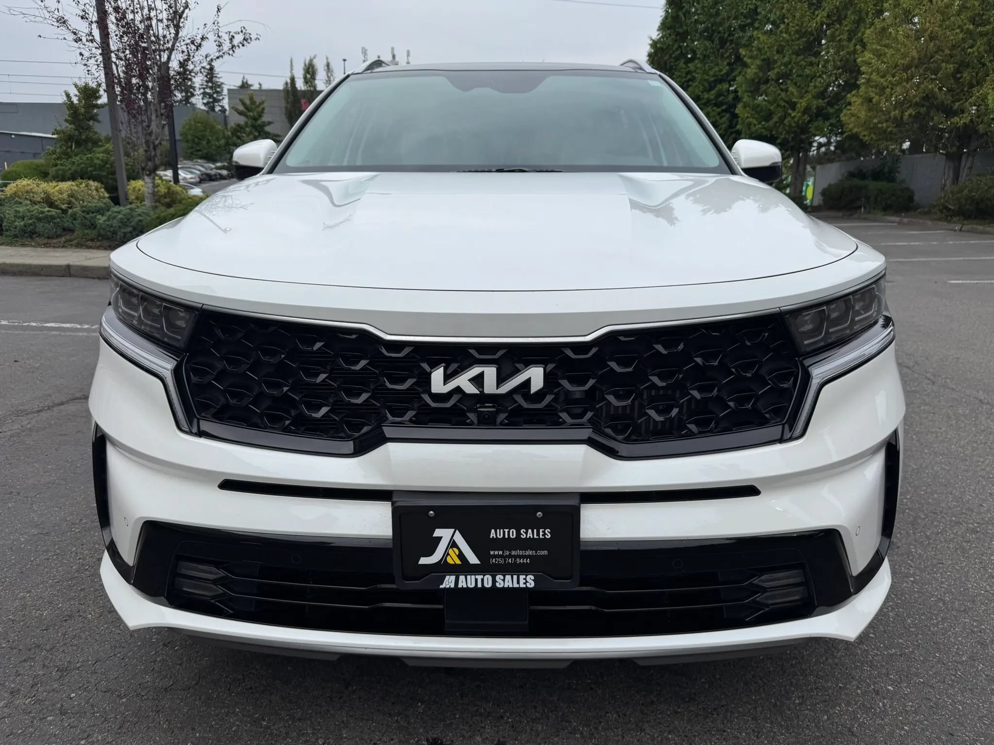 Used 2023 Kia Sorento SX Prestige w/ Panoramic Sunroof Package AWD/4WD image 3
