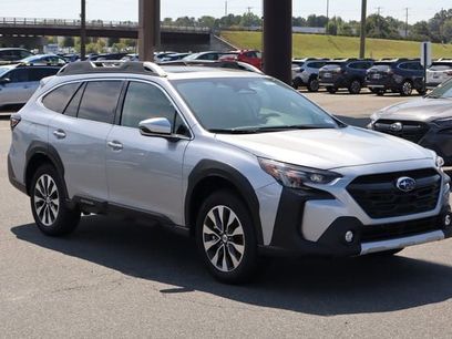 New 2025 Subaru Outback Touring w/ Tech Package 3