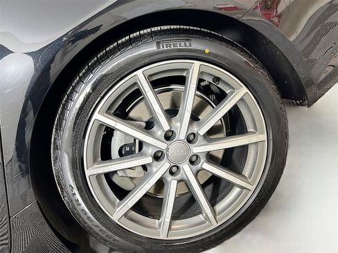 Used 2017 Audi A6 2.0T Premium image 31