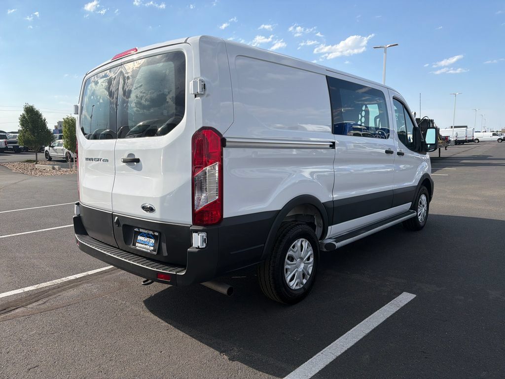 Used 2025 Ford Transit 250 Low Roof w/ Exterior Upgrade Package RWD image 3