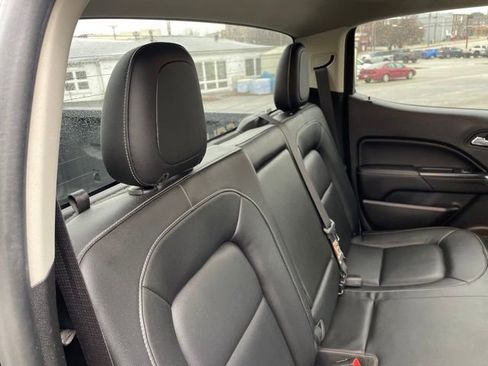Used 2015 GMC Canyon SLT image 34