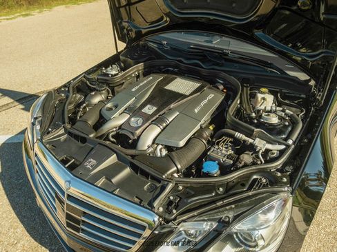 Used 2013 Mercedes-Benz E 63 AMG Wagon image 17