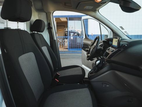 Used 2023 Ford Transit Connect XL image 19