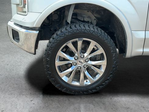 Used 2015 Ford F150 Lariat w/ Equipment Group 501A Mid AWD/4WD image 25