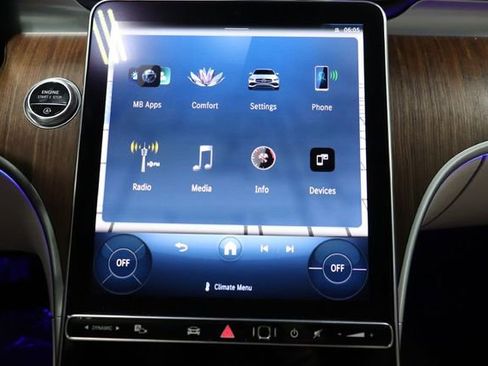 Used 2023 Mercedes-Benz C 300 Sedan image 15