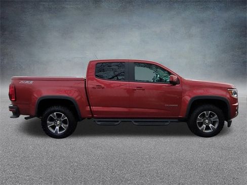 Used 2015 Chevrolet Colorado Z71 w/ Trail Boss Edition image 10