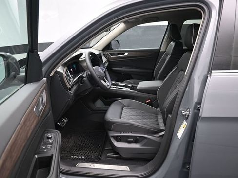 New 2026 Volkswagen Atlas SEL Premium R-Line AWD/4WD image 9