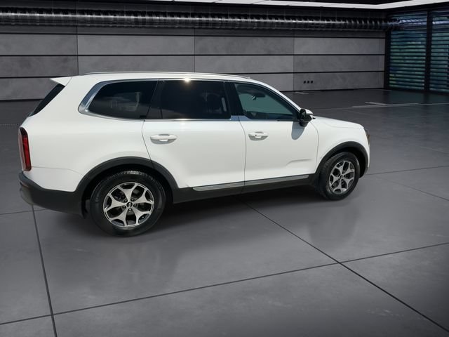 Used 2020 Kia Telluride EX w/ Towing Package FWD image 9