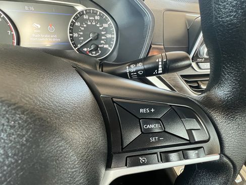 Used 2025 Nissan Altima 2.5 SV image 23