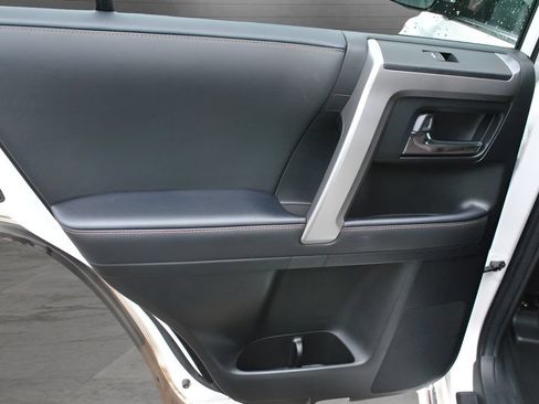 Certified 2023 Toyota 4Runner Limited AWD/4WD image 9