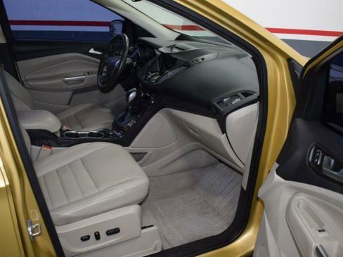 Used 2015 Ford Escape Titanium image 13