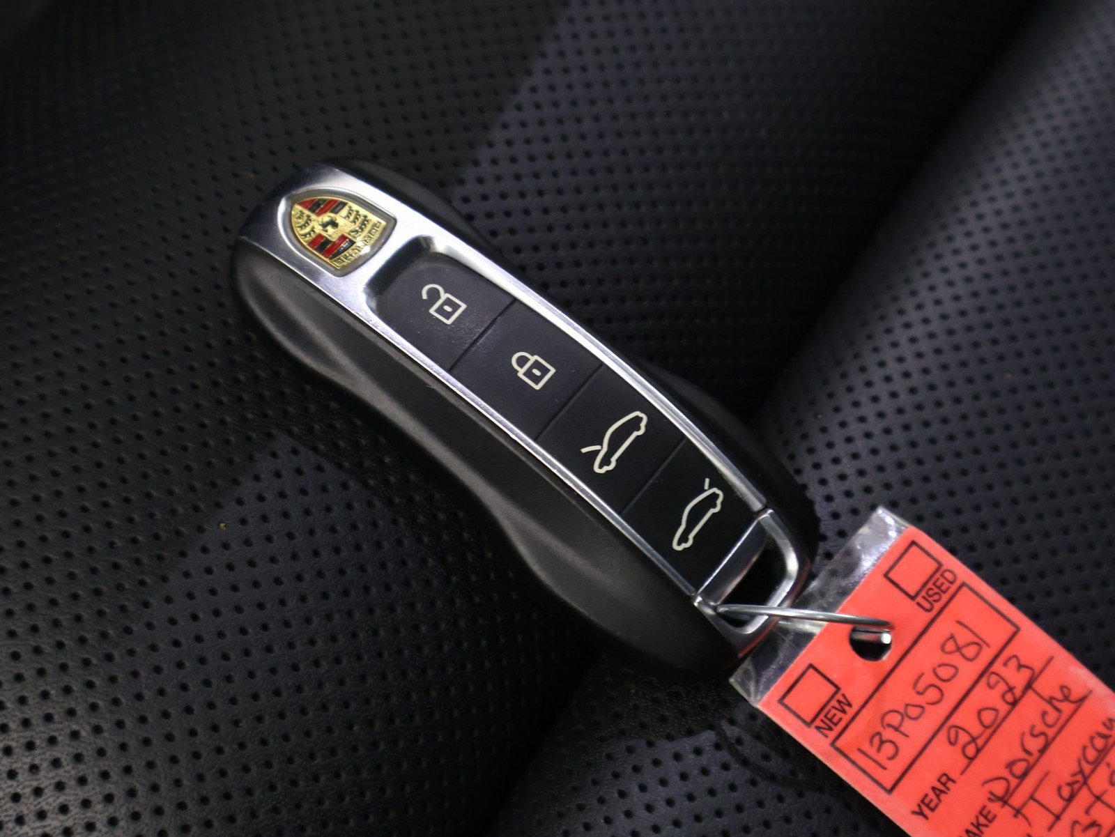 Certified 2023 Porsche Taycan GTS AWD/4WD image 33