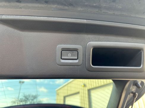 Used 2025 MAZDA CX-30 AWD 2.5 S w/ Preferred Package image 23