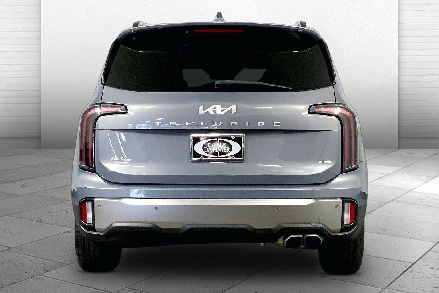 Certified 2023 Kia Telluride SX Prestige X-Pro AWD/4WD image 3