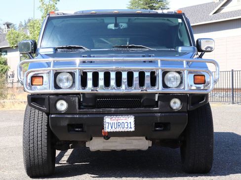 Used 2005 HUMMER H2 w/ Preferred Equipment Group image 3