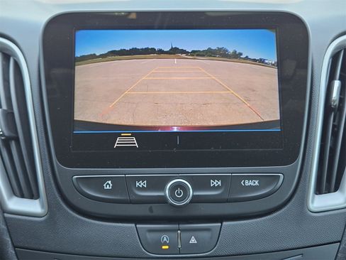 Used 2020 Chevrolet Malibu LS image 19