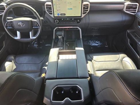 Used 2025 Toyota Sequoia Platinum AWD/4WD image 13