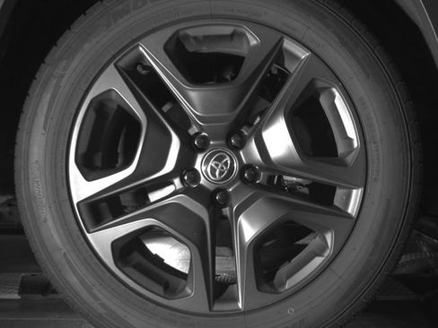 Used 2024 Toyota RAV4 Adventure AWD/4WD image 11