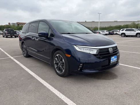 Used 2023 Honda Odyssey Elite image 7