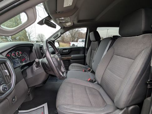 Used 2019 Chevrolet Silverado 1500 LT w/ All-Star Edition image 11