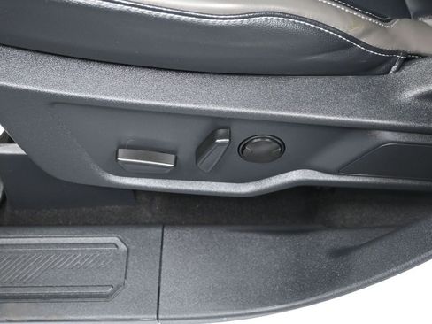 Used 2025 Ford Bronco Outer Banks image 12