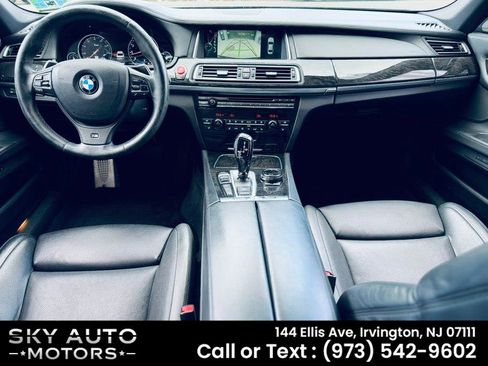Used 2014 BMW 750Li xDrive image 9