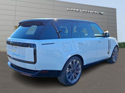 New 2026 Land Rover Range Rover SE AWD/4WD image 2