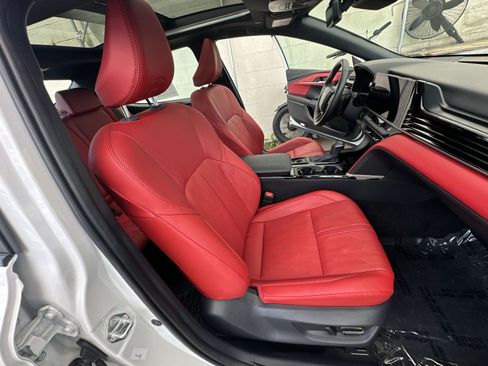 Used 2025 Toyota Camry XSE FWD image 34