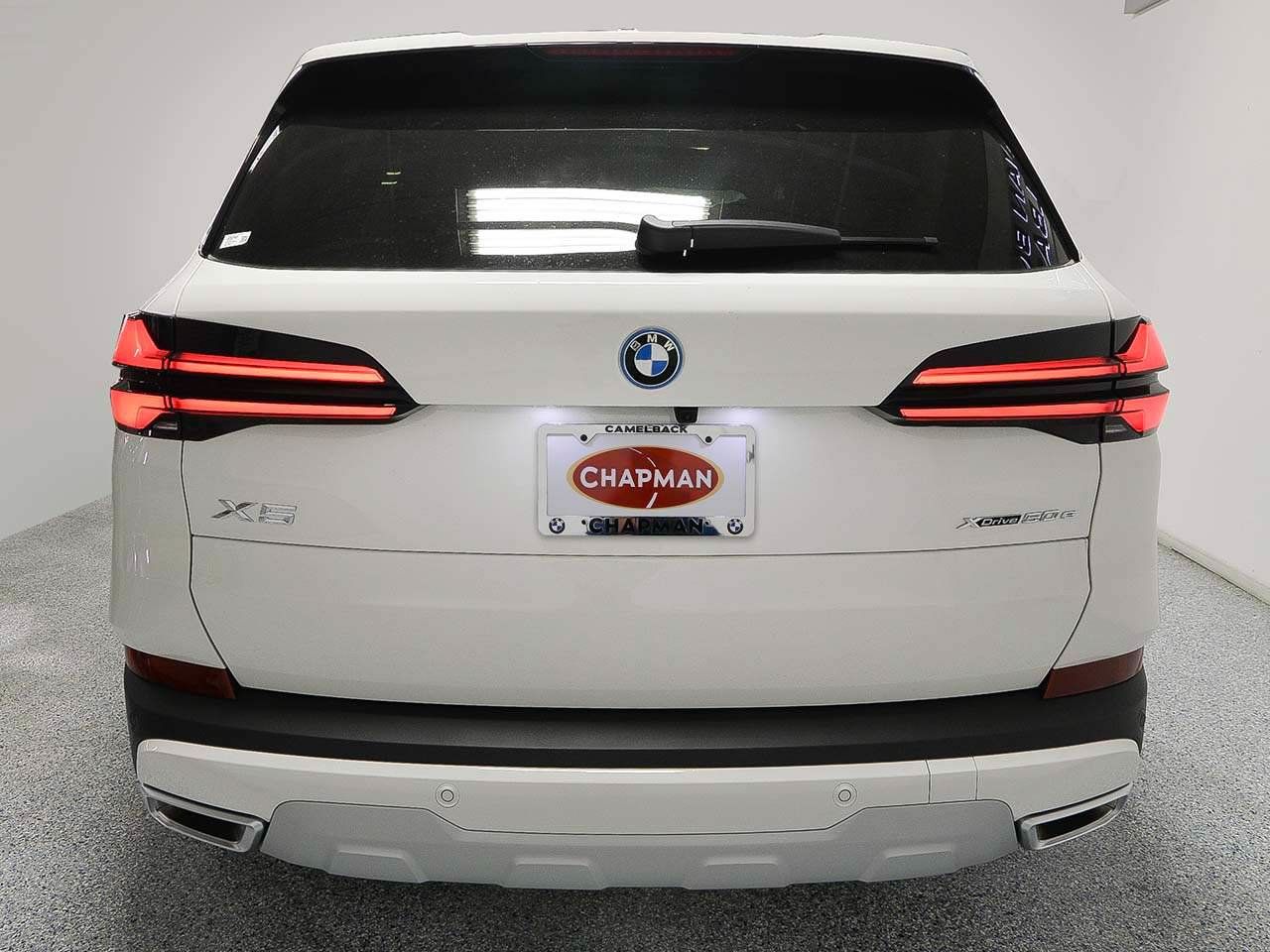 Used 2026 BMW X5 xDrive50e w/ Premium Package AWD/4WD image 4