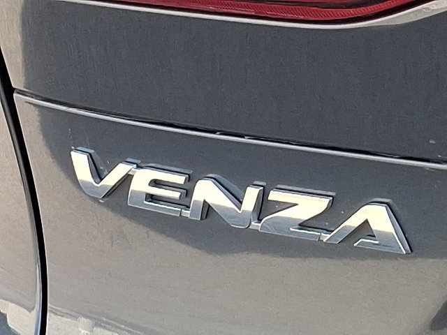 Certified 2023 Toyota Venza XLE AWD/4WD image 29