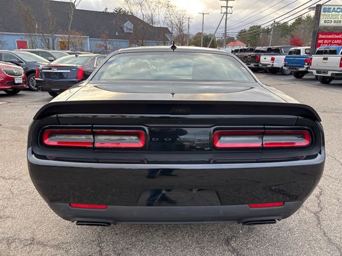 Used 2022 Dodge Challenger SRT Hellcat w/ SRT Black Package image 4