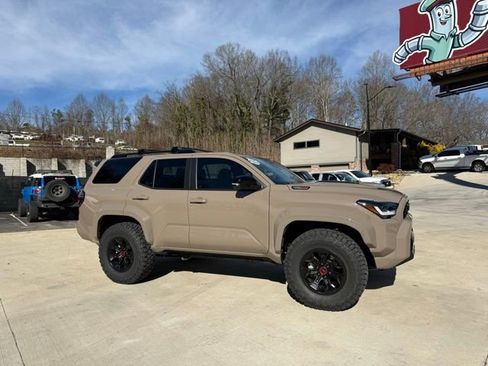 Used 2025 Toyota 4Runner TRD Pro image 2