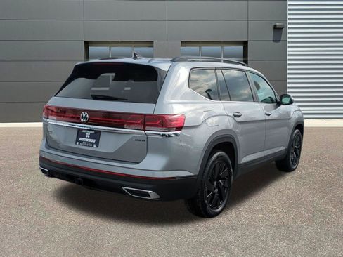 New 2026 Volkswagen Atlas SE image 7