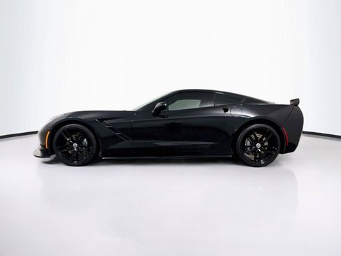 Used 2019 Chevrolet Corvette Stingray Coupe w/ Carbon Flash Badge Package RWD image 2