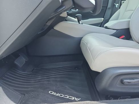 Certified 2025 Honda Accord Touring image 9