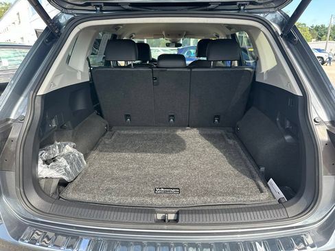 Used 2024 Volkswagen Tiguan Wolfsburg Edition AWD/4WD image 23