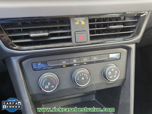 Used 2022 Volkswagen Taos S image 24