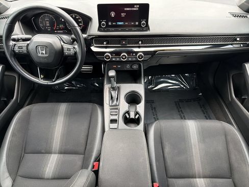 Used 2024 Honda Civic Sport image 2