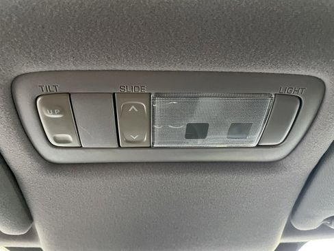 Used 2004 Lexus IS 300 image 30