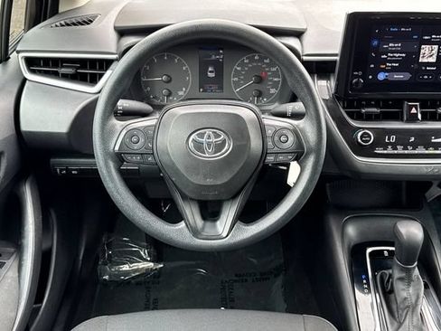 Used 2024 Toyota Corolla LE FWD image 16