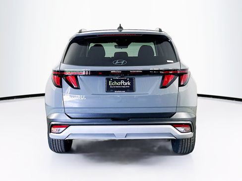 Used 2025 Hyundai Tucson SEL FWD image 7