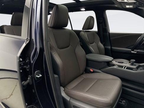 Used 2024 Lexus TX 350 AWD image 17