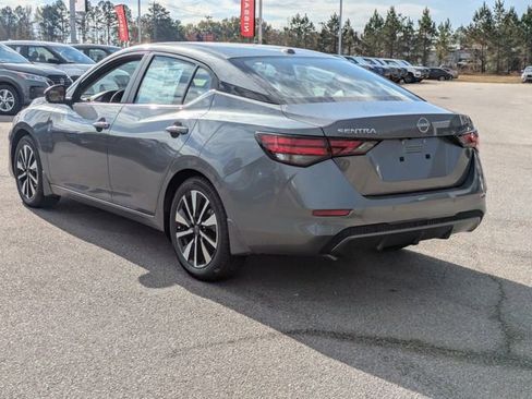 New 2025 Nissan Sentra SV w/ SV Premium Package image 5