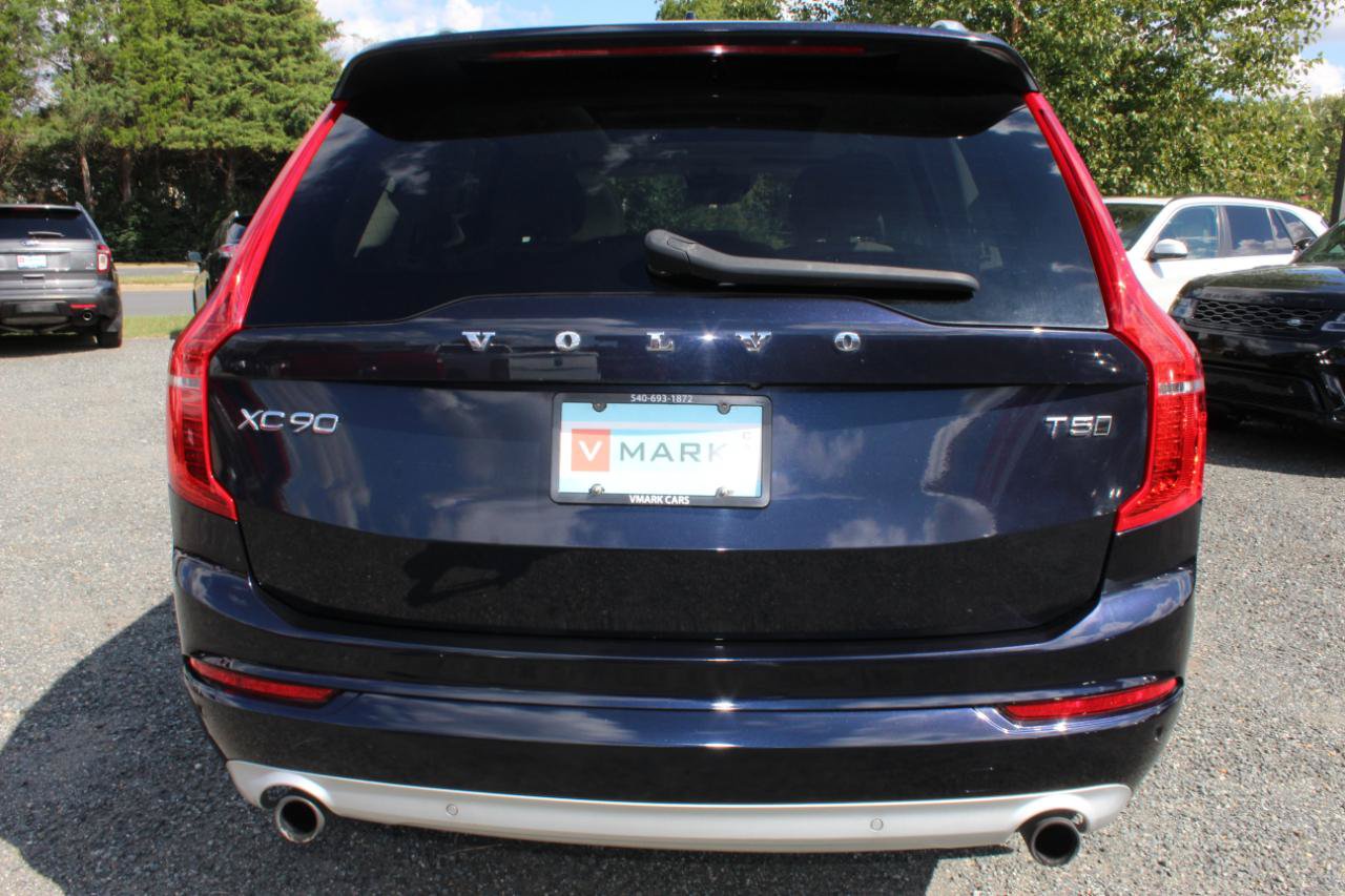 Used 2019 Volvo XC90 T5 Momentum w/ Protection Package AWD/4WD image 5