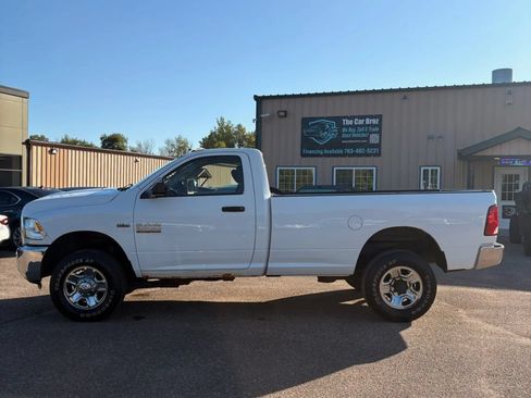 Used 2017 RAM 2500 Tradesman w/ Chrome Appearance Group AWD/4WD image 10