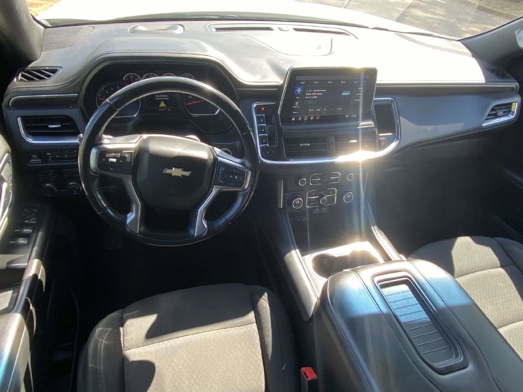 Used 2021 Chevrolet Suburban LS w/ Driver Alert Package AWD/4WD image 15