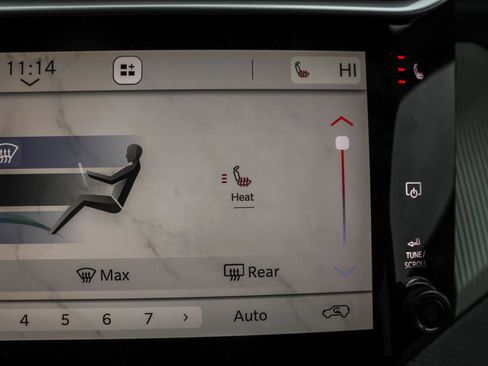 New 2026 Jeep Cherokee Limited image 19