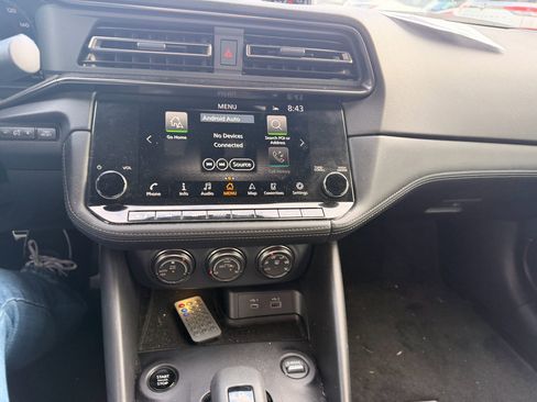 Used 2024 Nissan Z Performance w/ Heritage Edition image 11